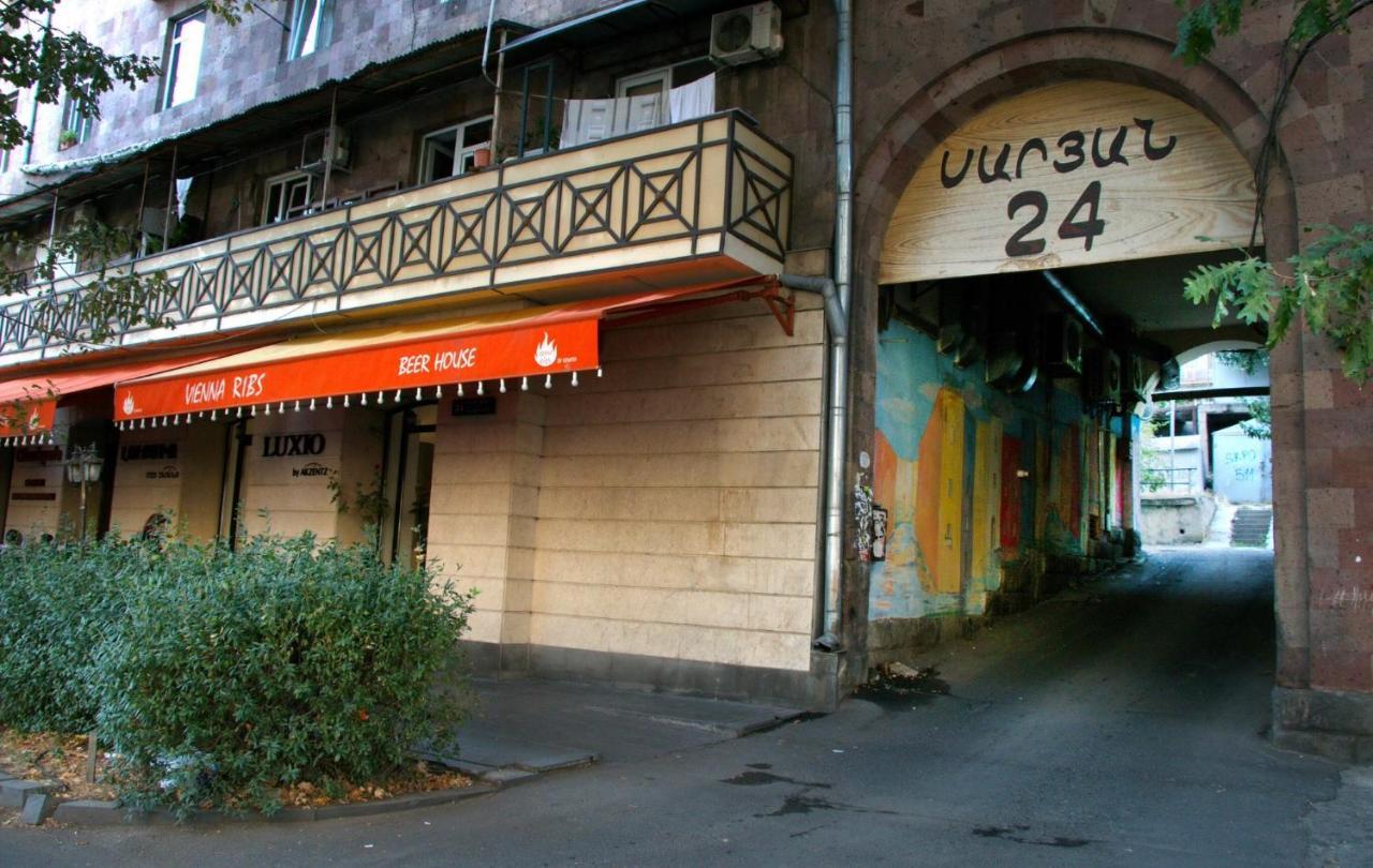 Apartment On Saryan 24 Γιερεβάν Εξωτερικό φωτογραφία